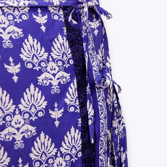 ZARA BLUE SATIN WRAP MINI SKIRT - Picture 4 of 6